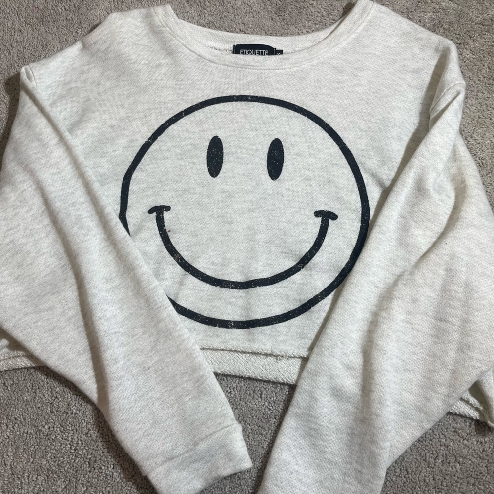 cute smiley crop top